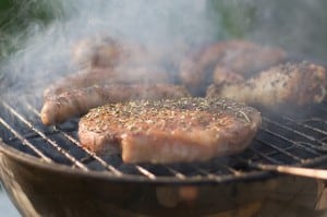 Co i jak grillować porady na grill, jak grillować drób, jak grillować wieprzowinę, jak grillować wołowinę, jak grillować drób, jak grillować ryby, jak grillować owoce morza, jak grillować warzywa, grillowanie, grillowanie zalewy, grillowanie marynaty