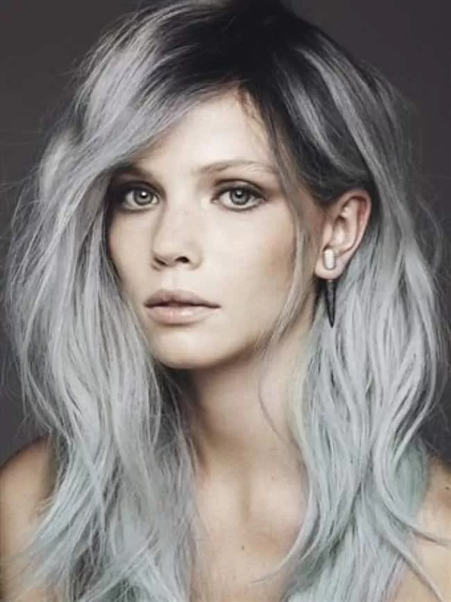 granny hair 2015,granny hair, siwe włosy, fryzury 2015, modny kolor, modne włosy, siwe włosy stylizacja, grannyhair, moda na siwe włosy,