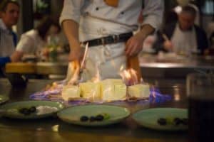 Słowniczek kulinarny flambirowanie